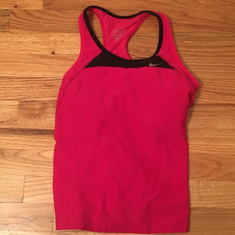 Nike DriFit Pink Racerback Tank W BuiltIn Bra Sz M