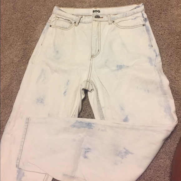 Urban Outfitters BDG Mom Jeans - Picture 1 of 3