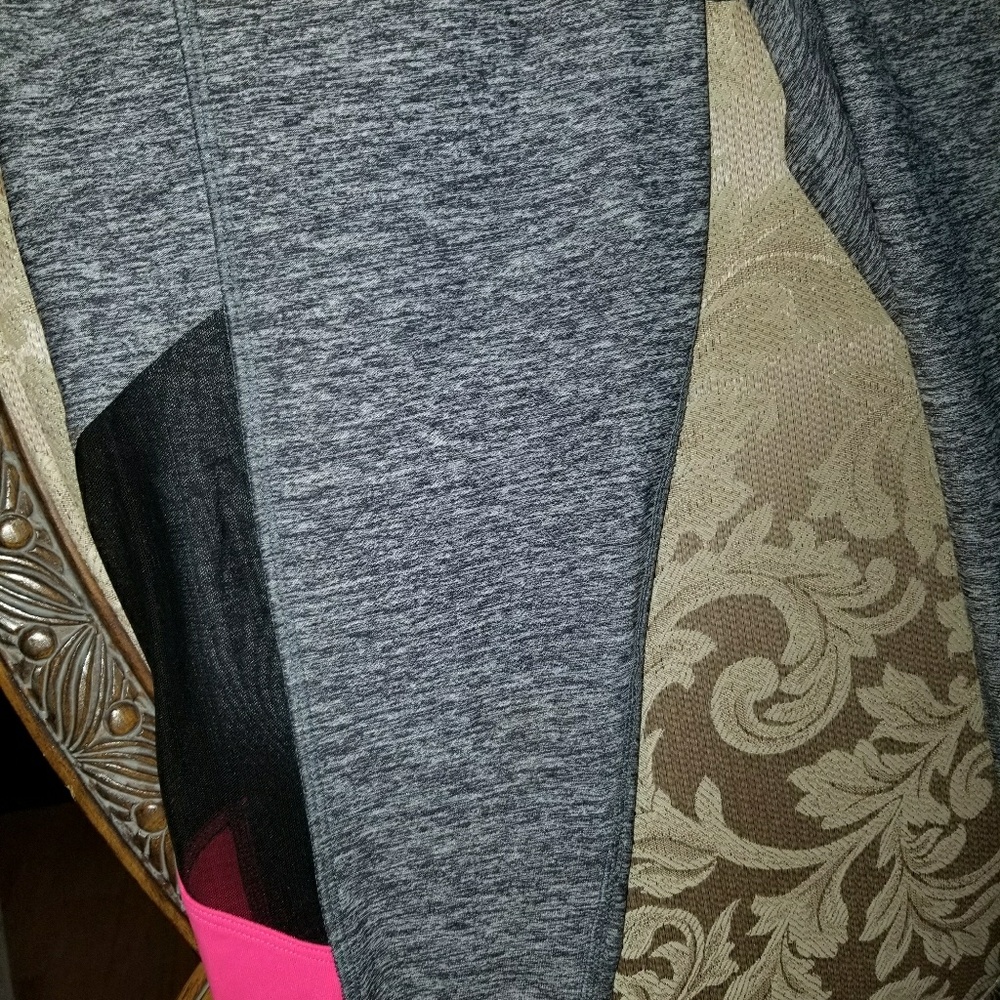 Victoria Secret Ultimate Pink Legging