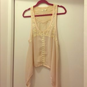 Milou clasp tank with lace detail