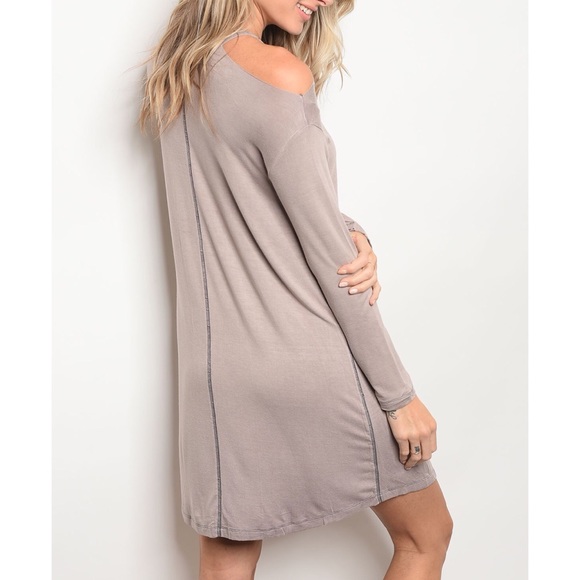 | COLD SHOULDER SHIFT DRESS | - Picture 2 of 5