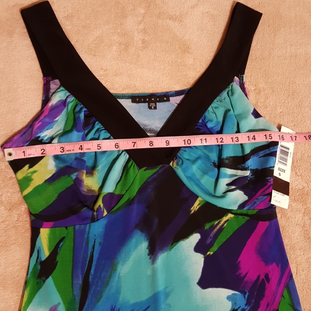 NWT. TIANA B. Beautiful Maxi Dress. Size Sm/Med. - Picture 5 of 8