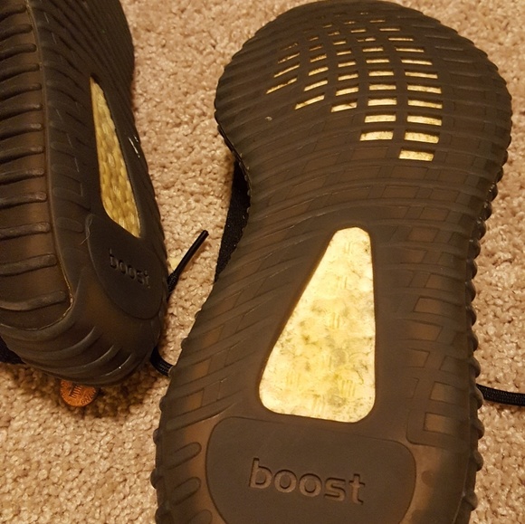 Yeezy boost 350 v2 copper