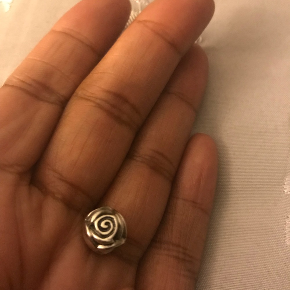 💥💥Pandora charm