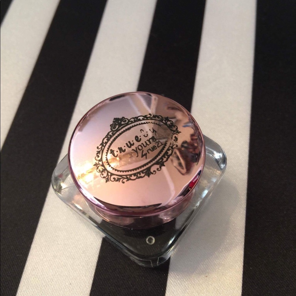 Rue 21 gel eyeliner