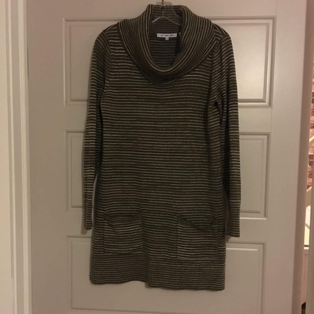 Sweater dress
