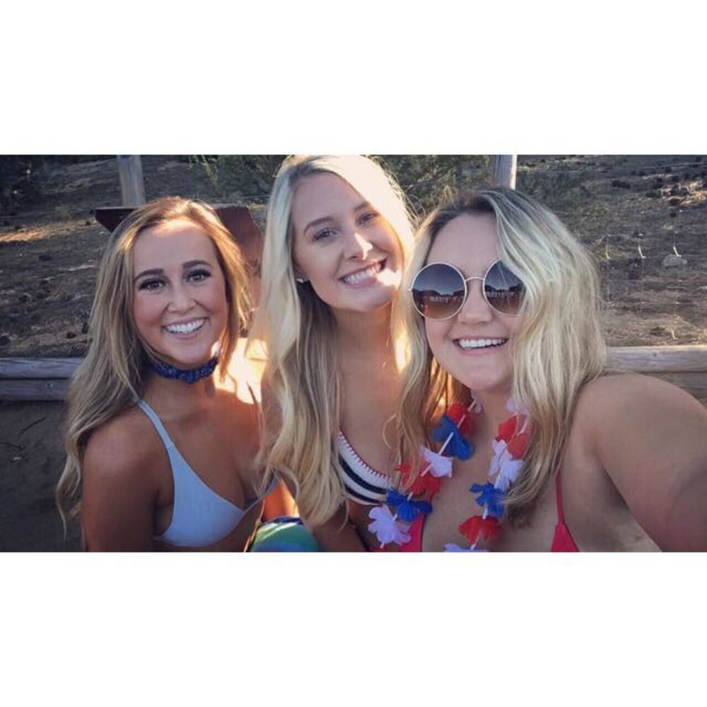 Meet your Posher, Brooke