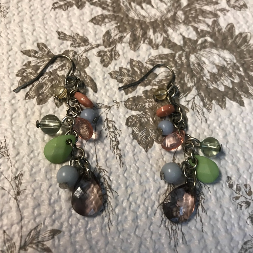 HP 11/26 🎉 Dangle earrings