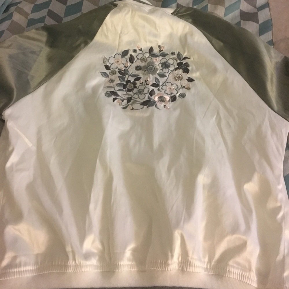 Jacket - Picture 3 of 3