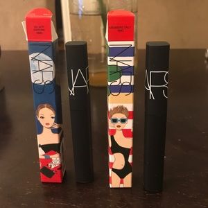 NARS LIP COVER MEMBERS ONLY & DO NOT DISTURB