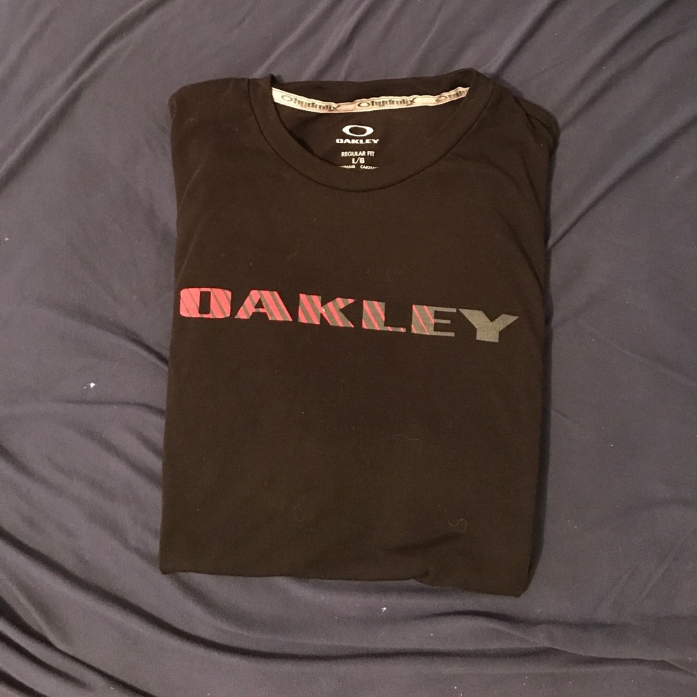 Men’s Oakley Performance Shirt