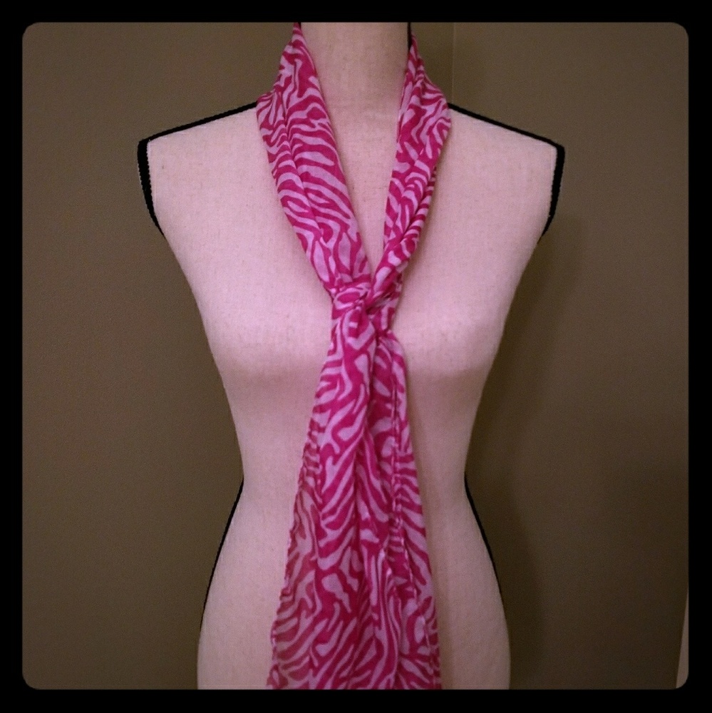 2 scarves