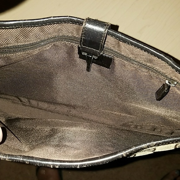 Authentic Gucci Handbag - Picture 6 of 8
