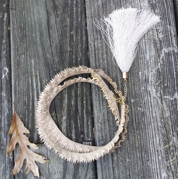 Triple wrap tan Leather RUFFLE tassel CHOKER neckl - Picture 3 of 6