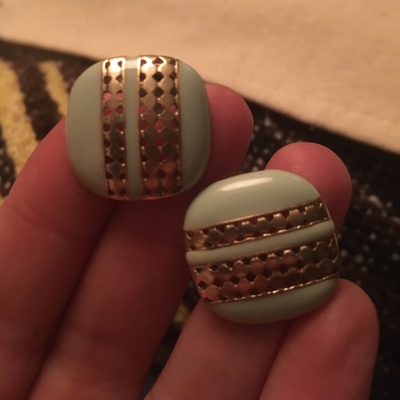 stud bundle - Picture 2 of 4