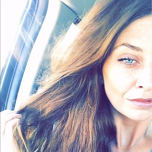 Meet your Posher, Talia