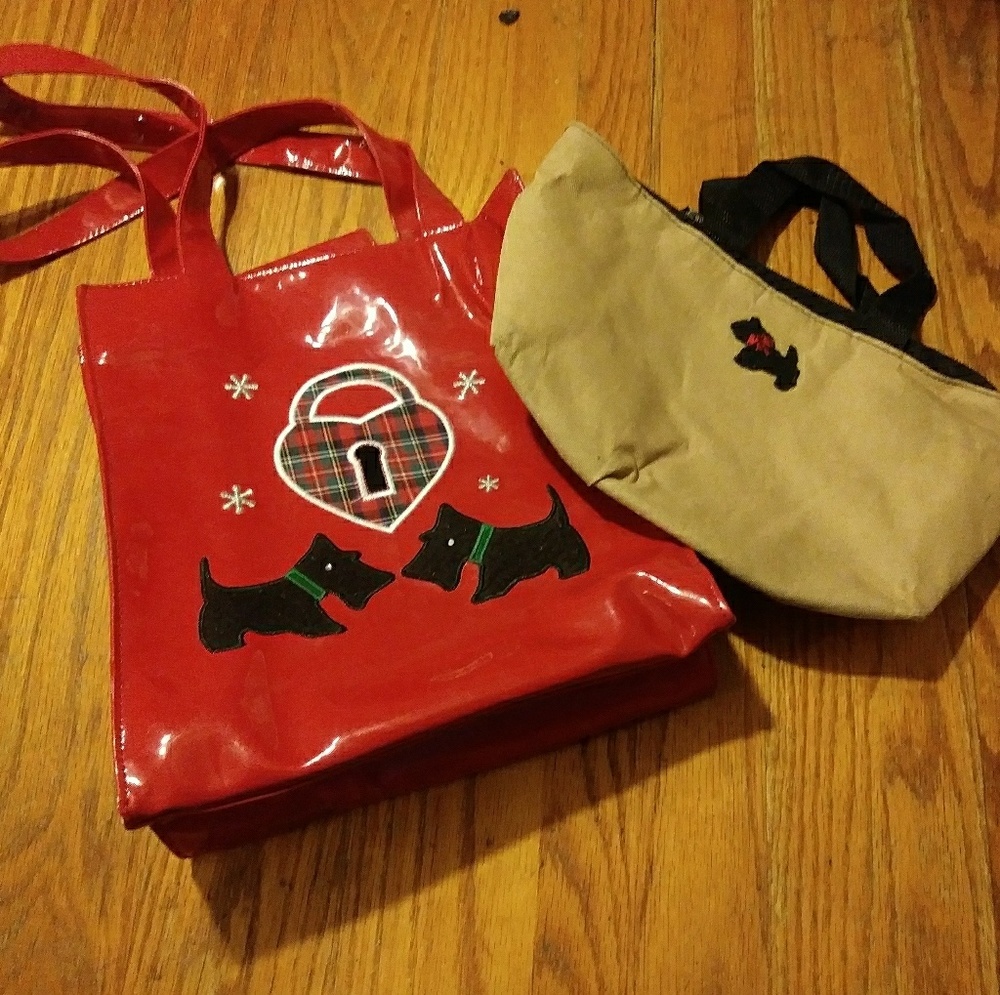 2 Holiday purses 👛 🐕