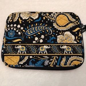 WEEKEND SALE! EUC Vera Bradley Mini IPad Case