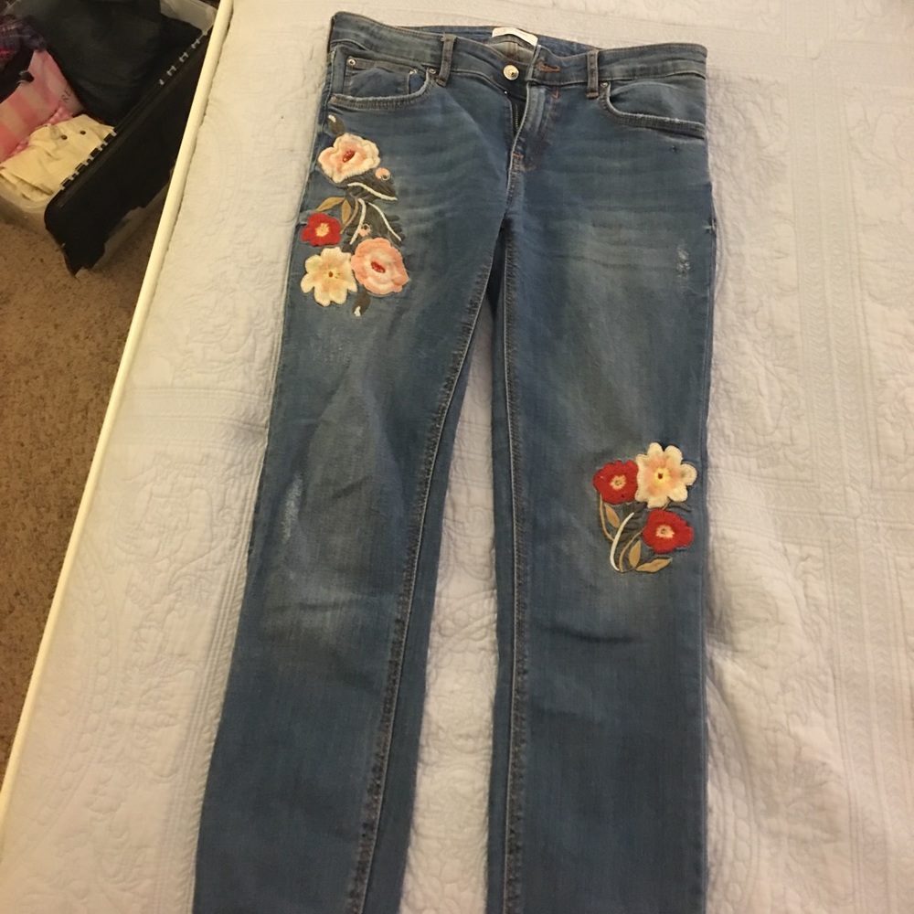 Zara embroidered skinnies
