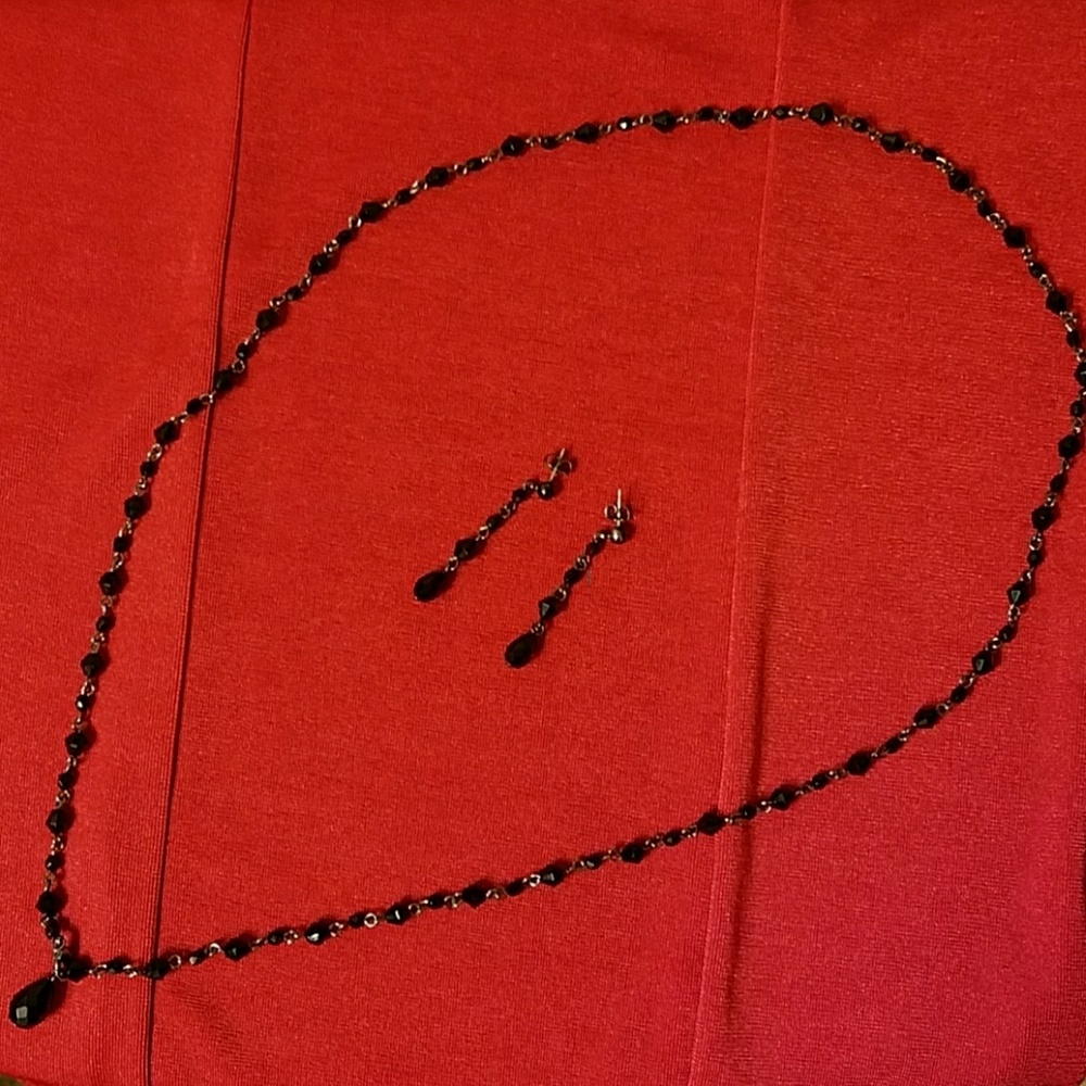 Onyx look necklace & earrings