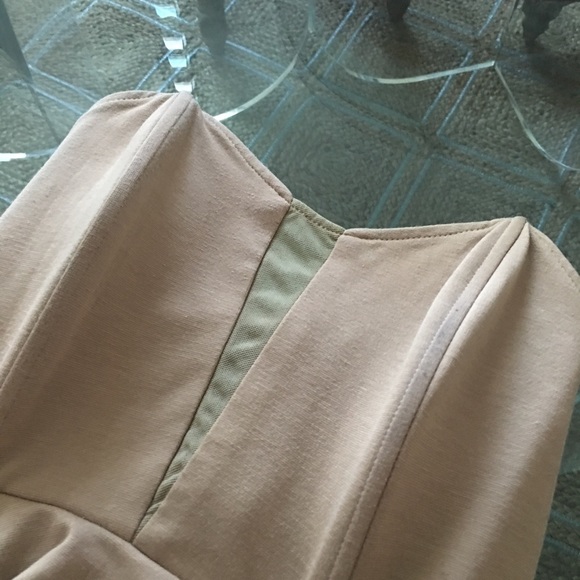 ✨L' Atiste Tan Strapless Peplum Dress✨ - Picture 5 of 5