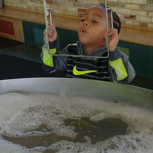 Meet your Posher, Deandre