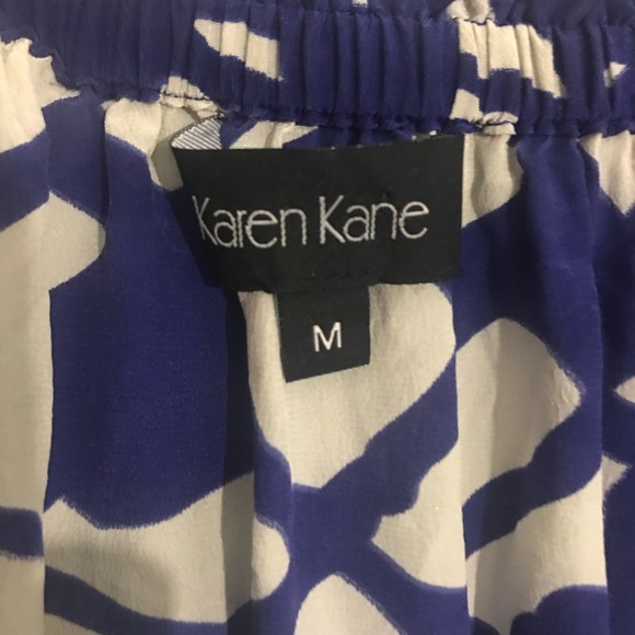 *3/$25* Karen Kane silk over the shoulder top - Picture 4 of 4