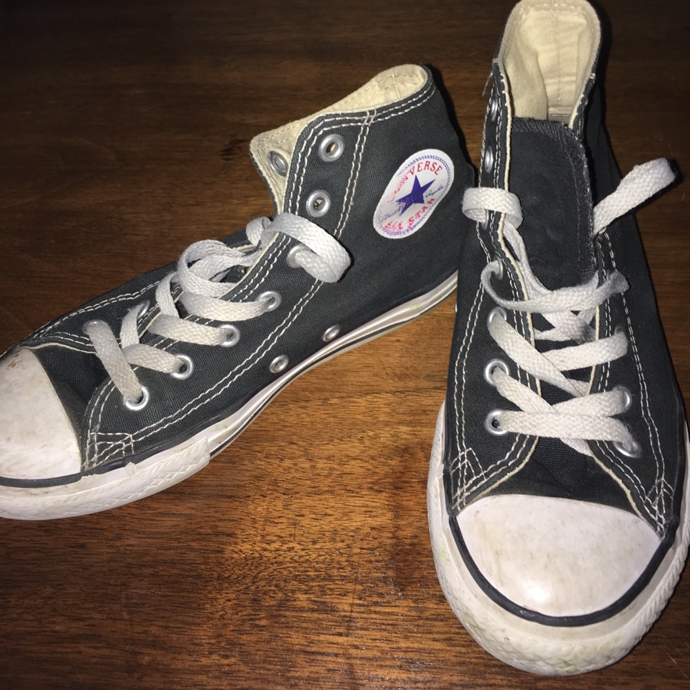 🎉HP🎉 Black Converse All Star High Tops