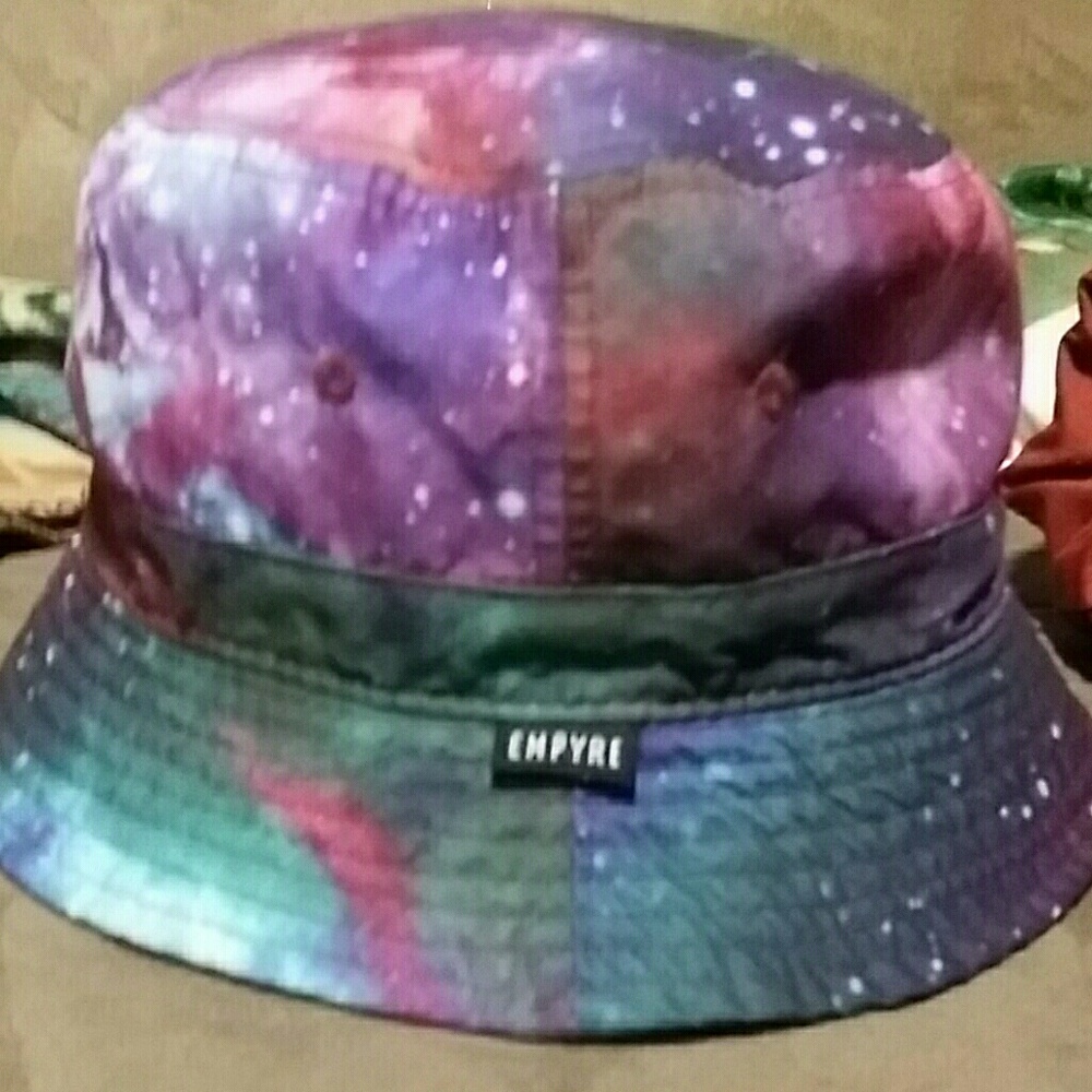 Empyre galaxy bucket hat
