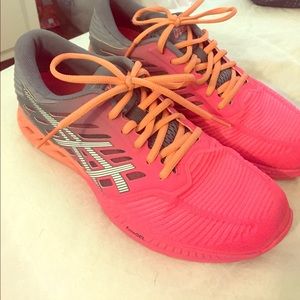 Asics coral pink athletic shoes- Fuzex