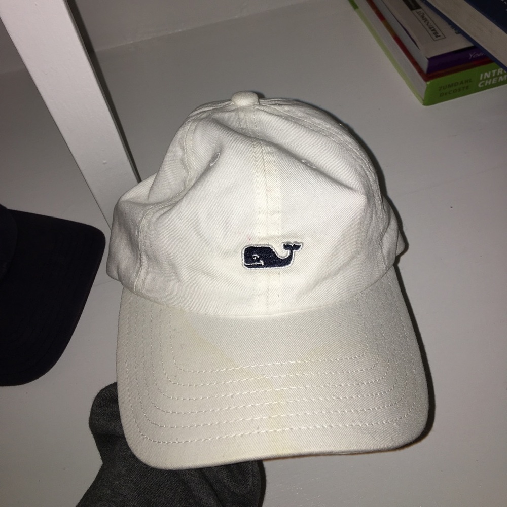 White Vineyard Vines Hat