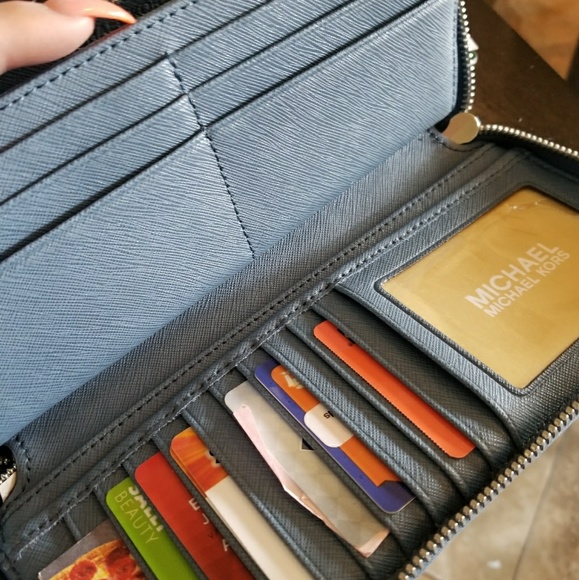 MK Purse and MK Wallet - Picture 7 of 7