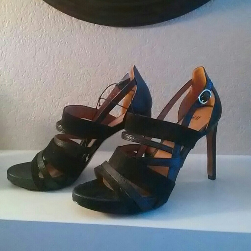 NEW- Black H&M Heels with ankle strap!