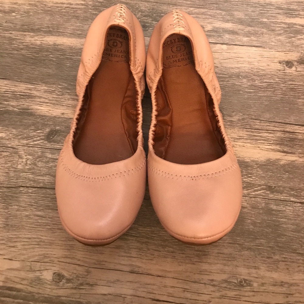 GRET CONDITION! Lucky Brand Flats