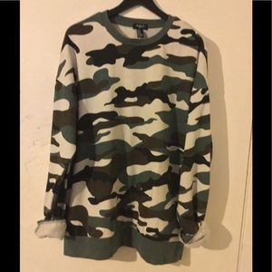 Camo sweatshirt