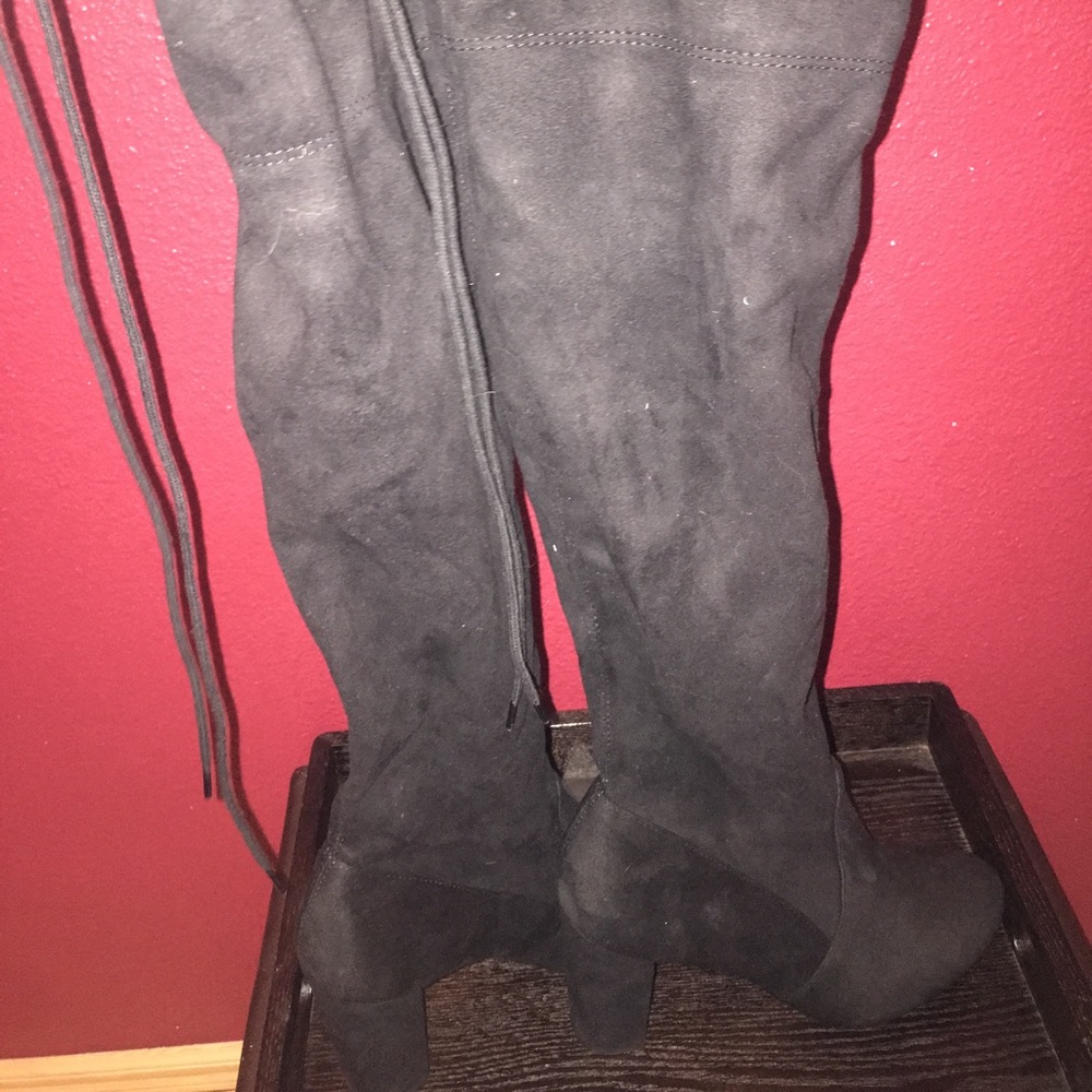 Over the knee black boots with 3 inch heel