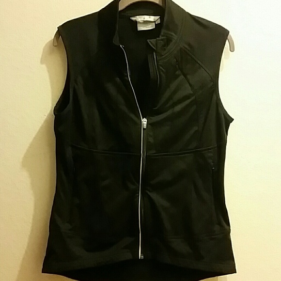 Athleta Other - Athleta fitness vest