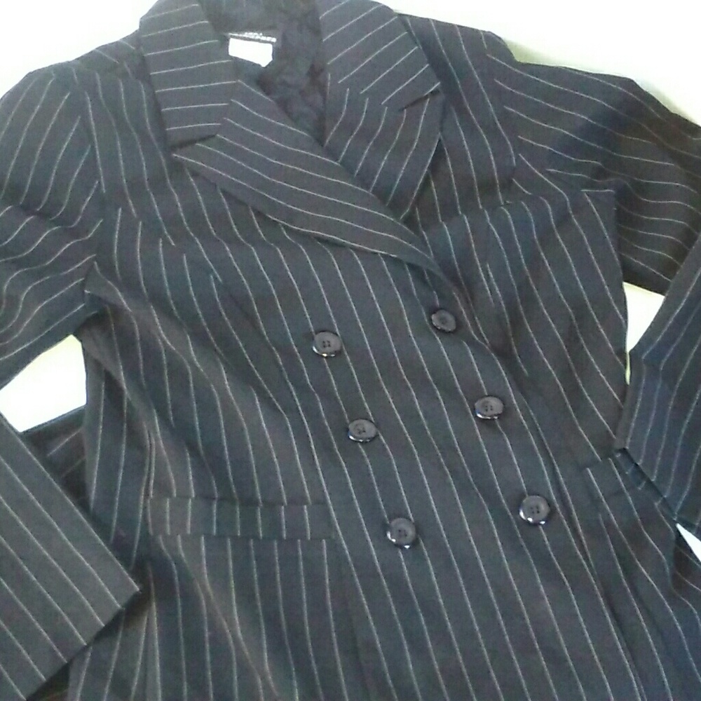 Jody Johnson stripped suit set