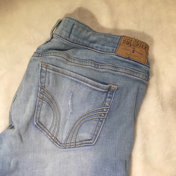 Hollister Jeans - Picture 3 of 3