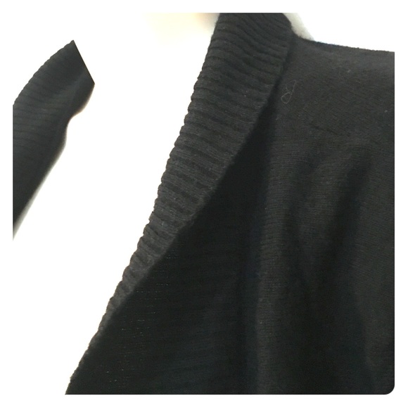Banana Republic Shrug/Cardigan - Picture 3 of 6