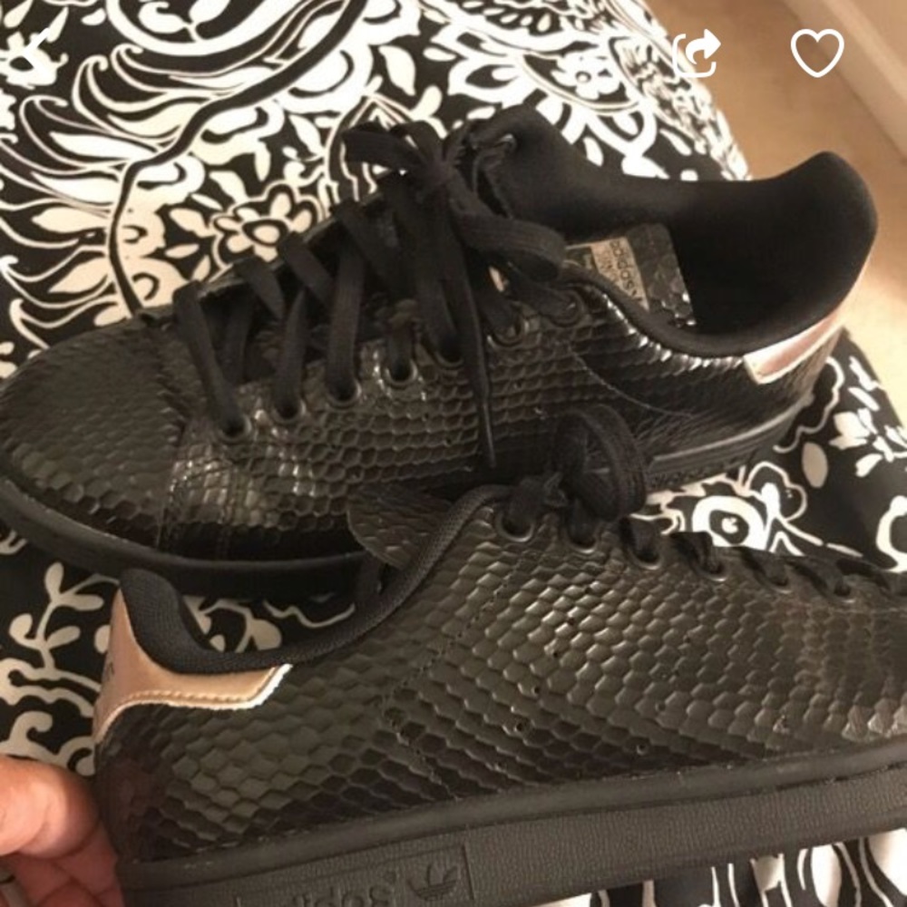 Accepting offers- Adidas Sneakers