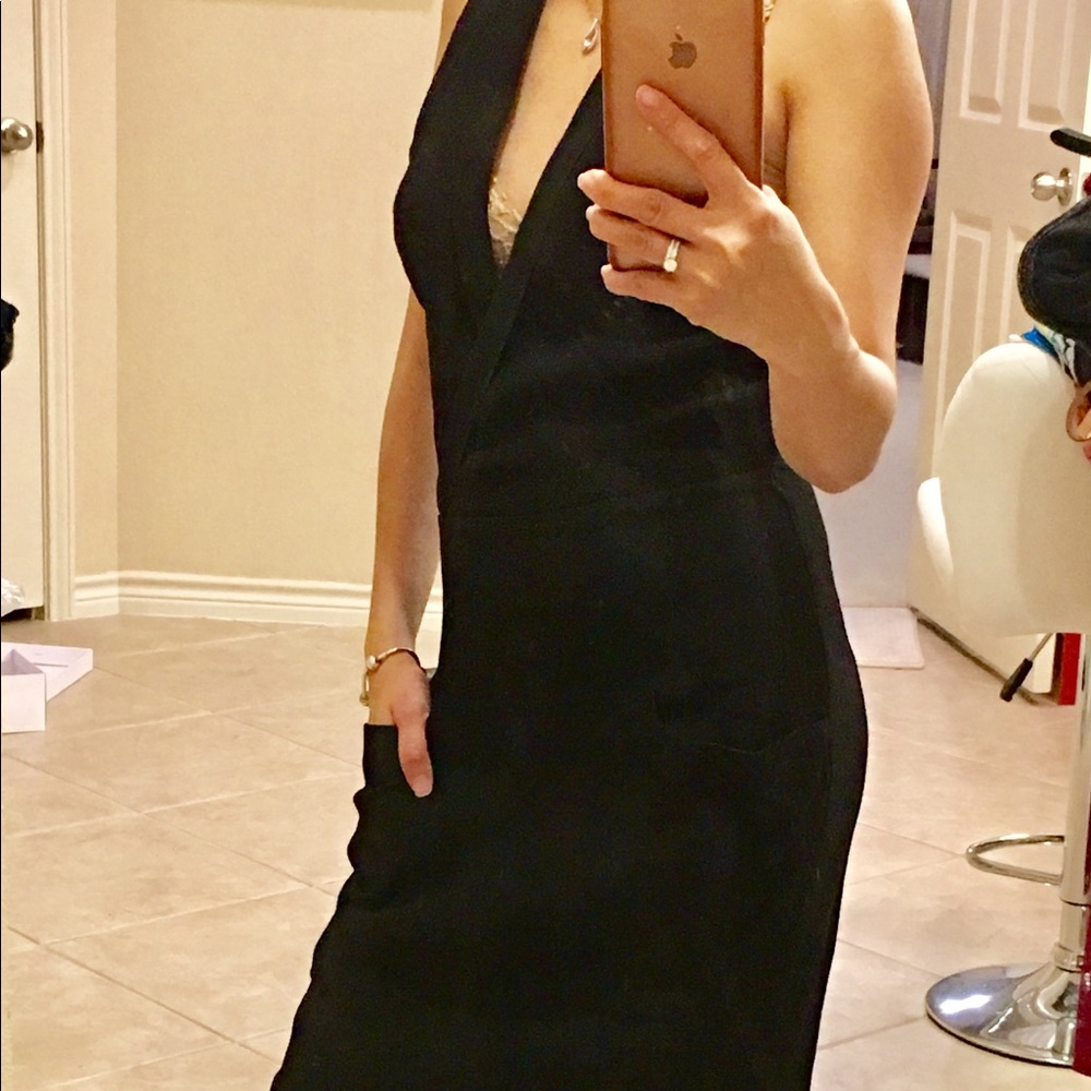 NEW very sexy deep V-neck black dress size S - 0