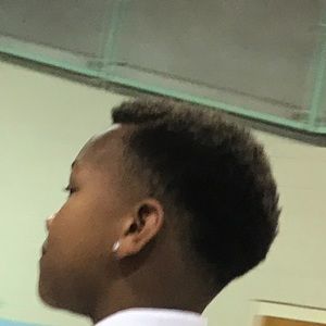 Meet your Posher, Cameron