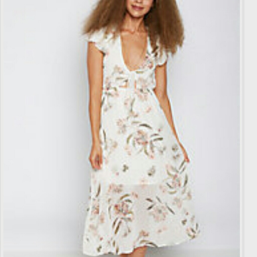 NWT Lovely Floral Dress