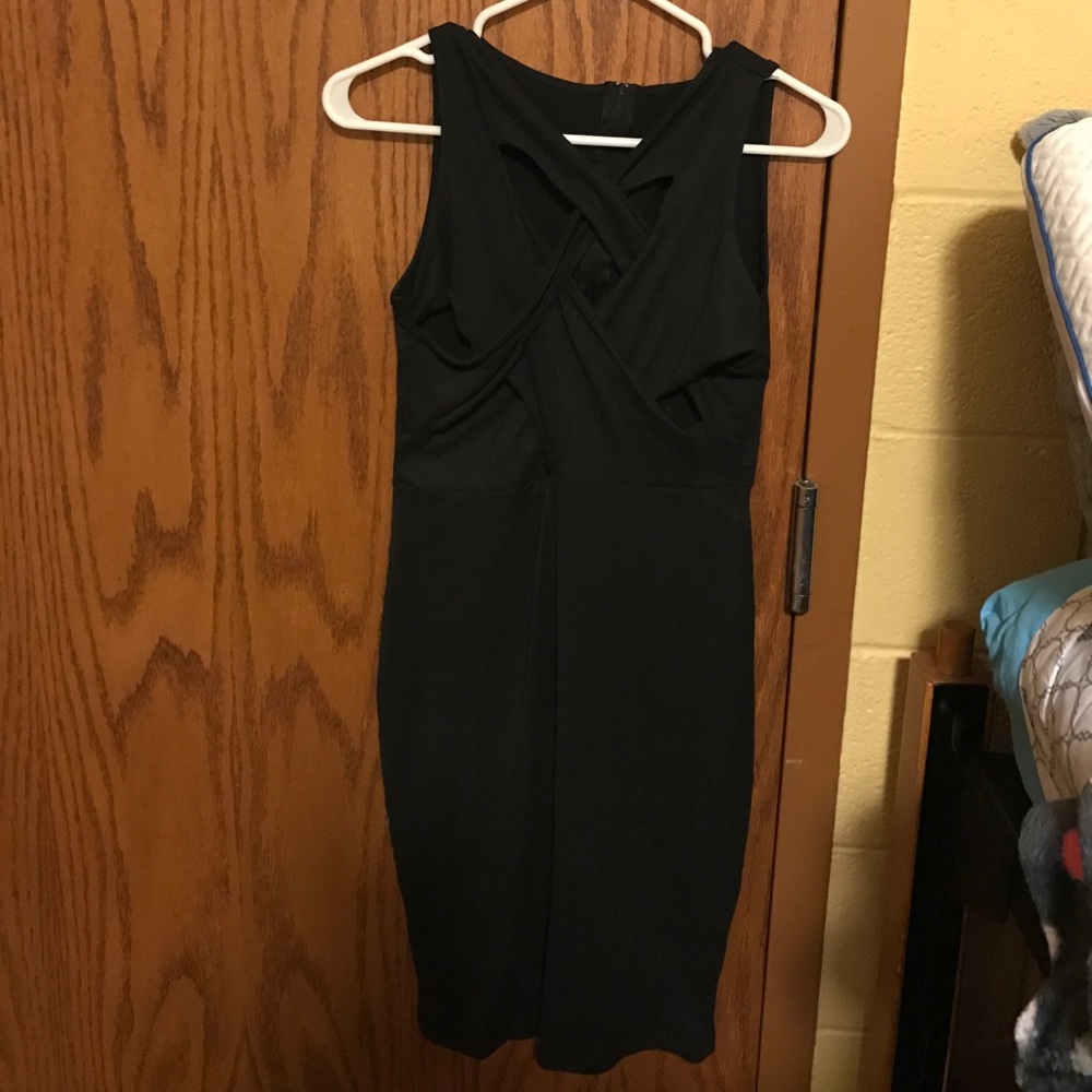 Black bodycon dress