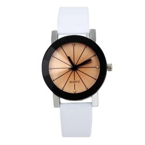 Stylish womens wristwatch - White