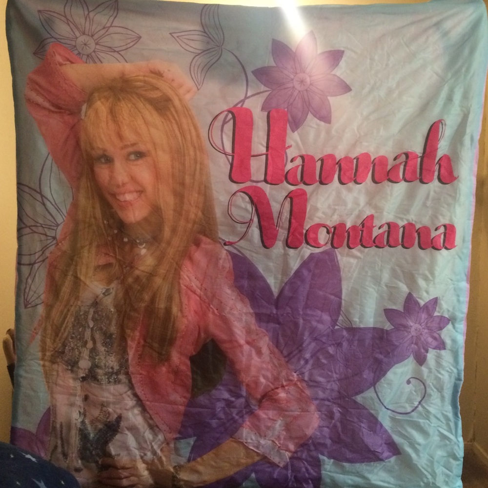Hannah Montana Roll Up Blanket