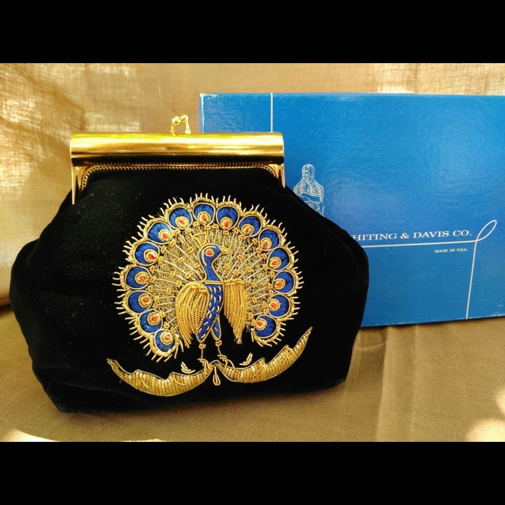 BEAUTIFUL Vintage WHITING & DAVES Black Velvet