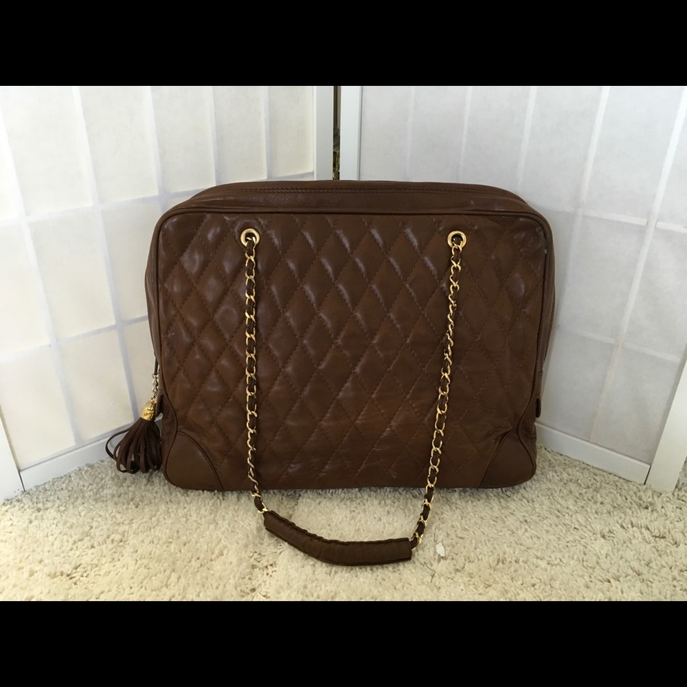 GORGEOUS LAMB BAG