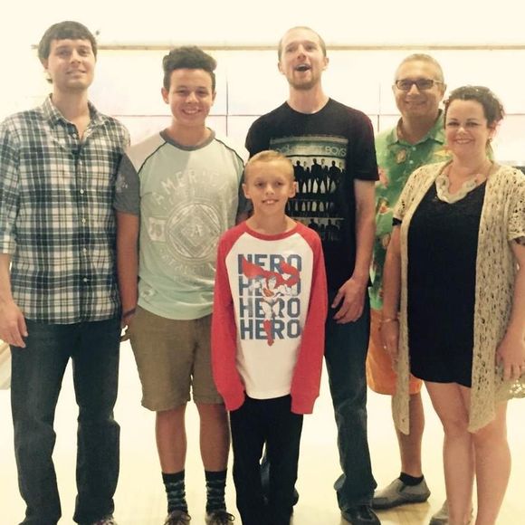 Meet your Posher, Vickie - Picture 1 of 1